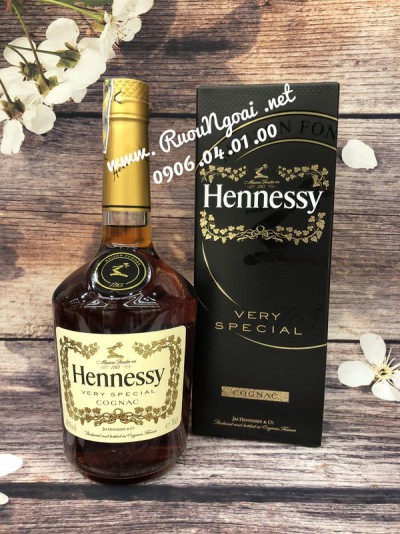 Rượu Hennessy VS