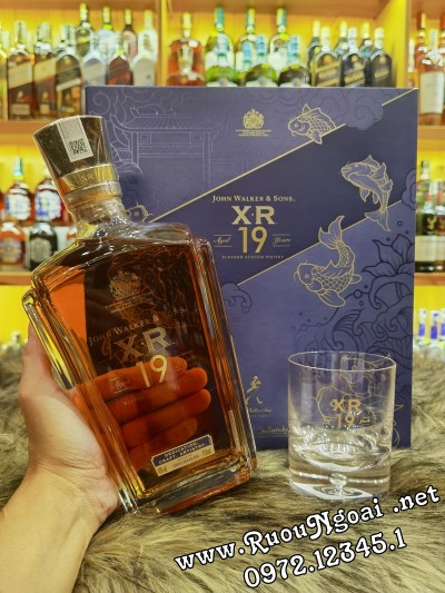 Rượu John Walker & Sons XR19 Hộp Quà 2023