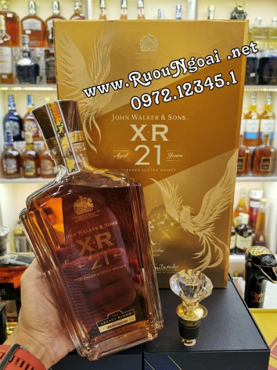 Rượu Johnnie Walker XR 21 - Hộp Quà 2020